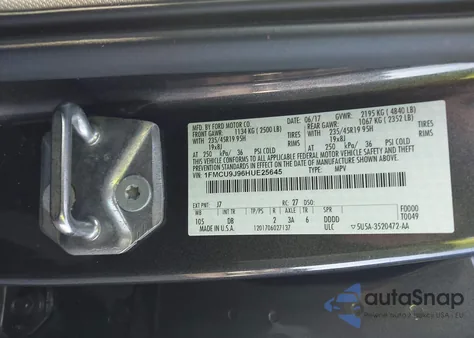 2017 Ford Escape Titanium из США, поврежденный, VIN 1FMCU9J96HUE25645